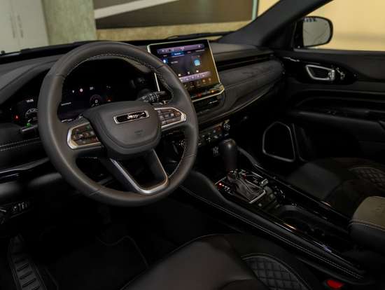 JEEP-COMMANDER-2025