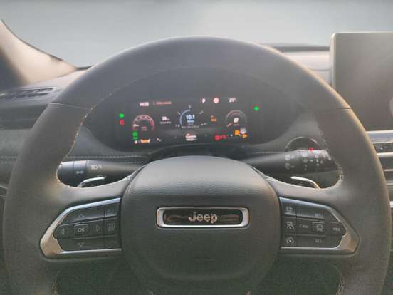 JEEP-COMMANDER-2.0 HURRICANE 4 TURBO GASOLINA BLACKHAWK AT9 JEEP-COMMANDER-2024