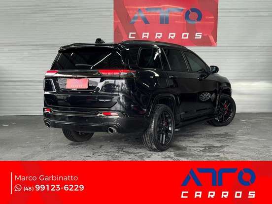 JEEP-COMMANDER-2024