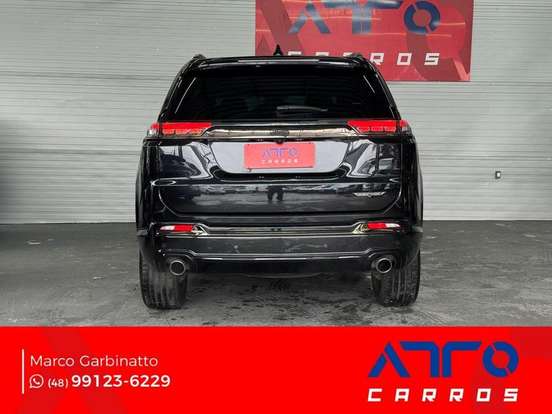 JEEP-COMMANDER-2024
