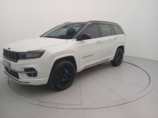 JEEP-COMMANDER-2024