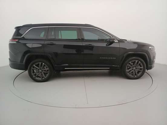 JEEP-COMMANDER-2025