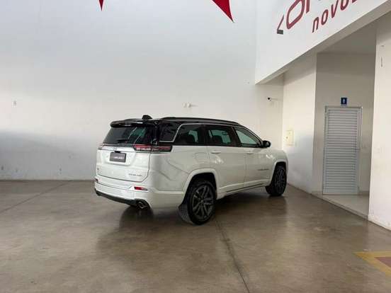 JEEP-COMMANDER-2.0 HURRICANE 4 TURBO GASOLINA OVERLAND AT9 JEEP-COMMANDER-2025