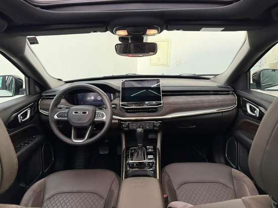 JEEP-COMMANDER-2.0 HURRICANE 4 TURBO GASOLINA OVERLAND AT9 JEEP-COMMANDER-2025