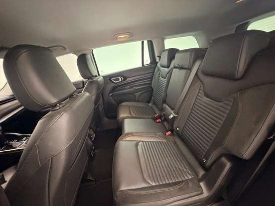 JEEP-COMMANDER-2.0 TD380 TURBO DIESEL LIMITED AT9 JEEP-COMMANDER-2023