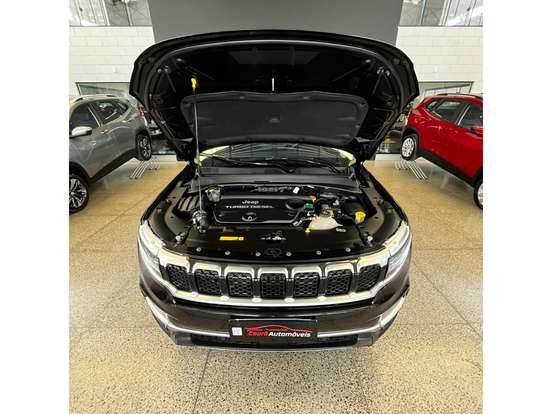 JEEP-COMMANDER-2021
