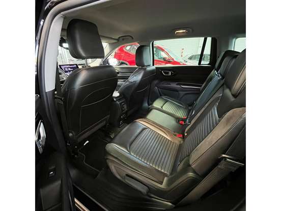 JEEP-COMMANDER-2021