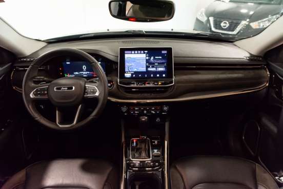 JEEP-COMMANDER-2022