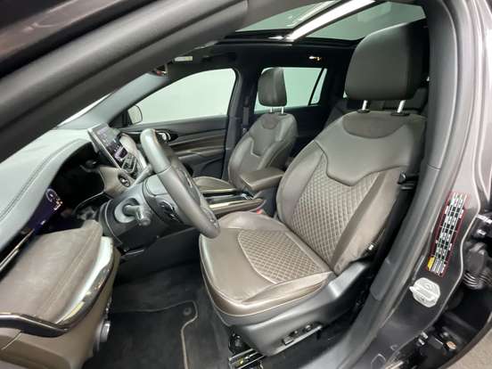 JEEP-COMMANDER-2.0 TD380 TURBO DIESEL LIMITED AT9 JEEP-COMMANDER-2022