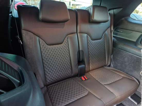 JEEP-COMMANDER-2022