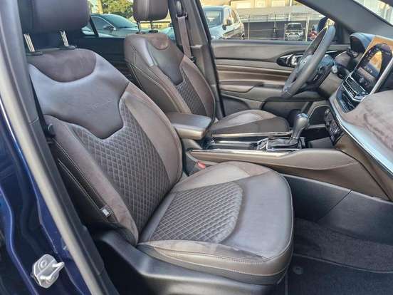 JEEP-COMMANDER-2022