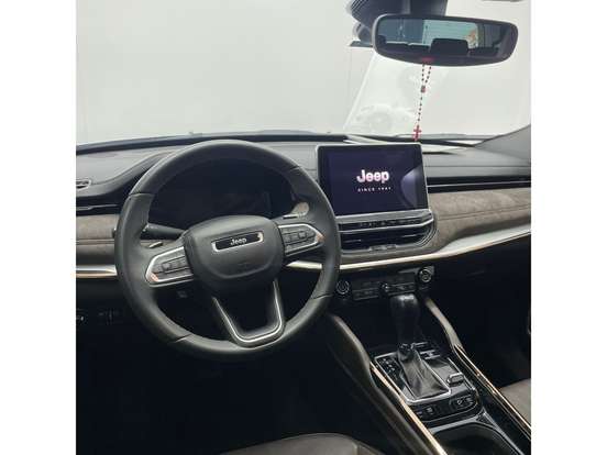 JEEP-COMMANDER-2022