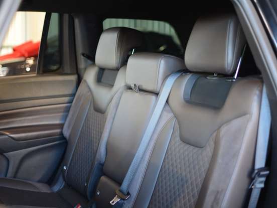 JEEP-COMMANDER-2.0 TD380 TURBO DIESEL OVERLAND AT9 JEEP-COMMANDER-2022
