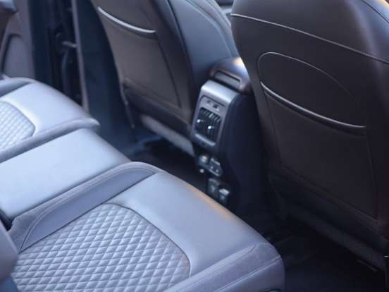 JEEP-COMMANDER-2.0 TD380 TURBO DIESEL OVERLAND AT9 JEEP-COMMANDER-2022