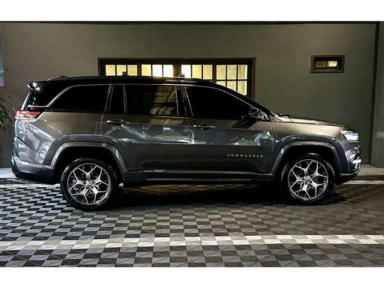 JEEP-COMMANDER-2022