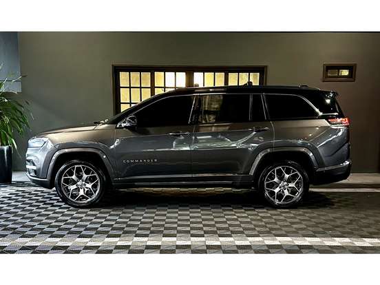 JEEP-COMMANDER-2022