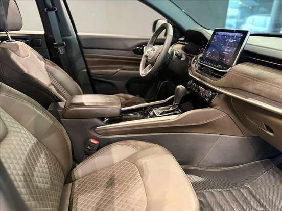 JEEP-COMMANDER-2025