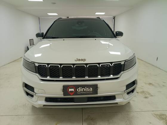 JEEP COMMANDER 2.2 TURBO DIESEL OVERLAND AT9