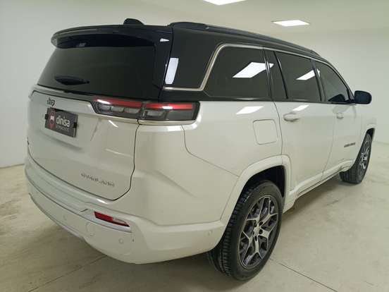 JEEP-COMMANDER-2.2 TURBO DIESEL OVERLAND AT9 JEEP-COMMANDER-2024