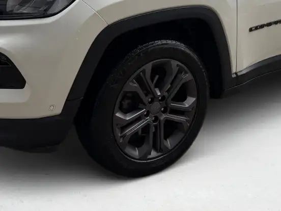 JEEP-COMPASS-2024