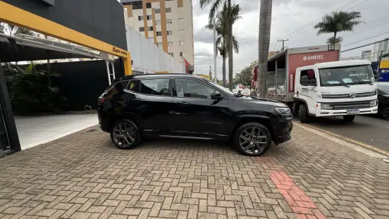 JEEP-COMPASS-2024