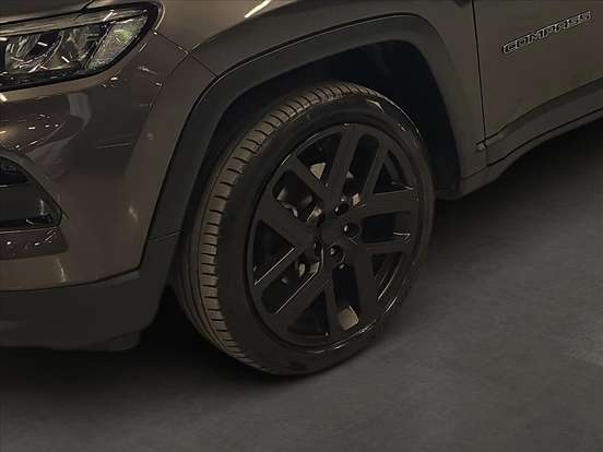 JEEP-COMPASS-2024