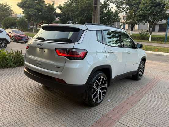 JEEP-COMPASS-1.3 T270 TURBO FLEX LONGITUDE AT6 JEEP-COMPASS-2026