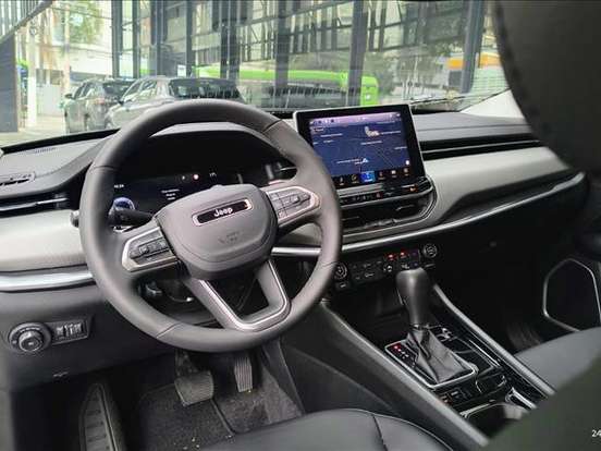 JEEP-COMPASS-1.3 T270 TURBO FLEX LONGITUDE AT6 JEEP-COMPASS-2025