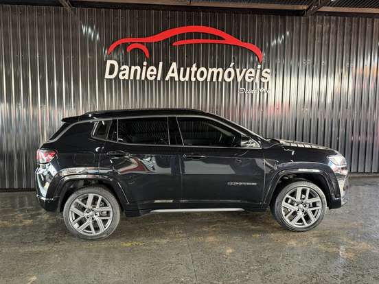 JEEP-COMPASS-2024