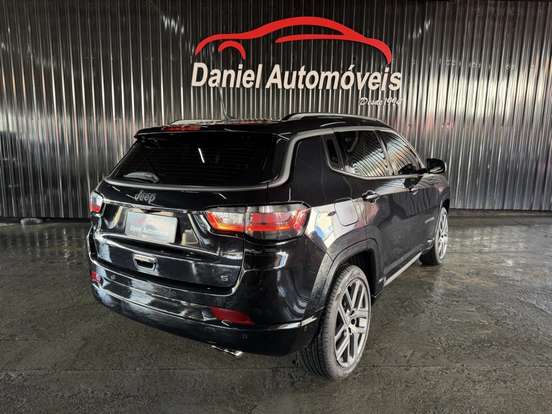 JEEP-COMPASS-2024