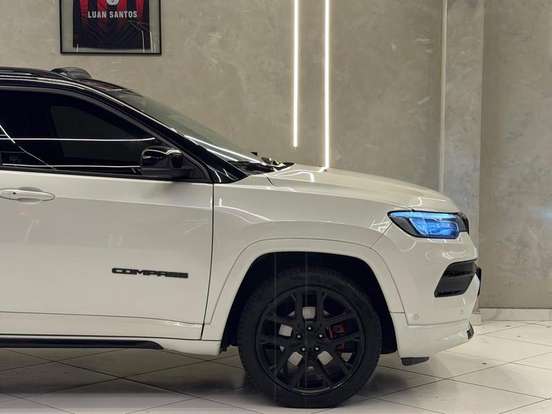 JEEP-COMPASS-2024