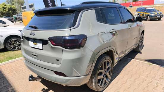 JEEP-COMPASS-2024