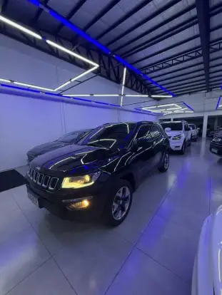 JEEP-COMPASS-2.0 16V DIESEL LONGITUDE 4X4 AUTOMÁTICO JEEP-COMPASS-2019