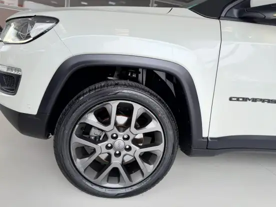 JEEP-COMPASS-2.0 16V DIESEL S 4X4 AUTOMÁTICO JEEP-COMPASS-2021