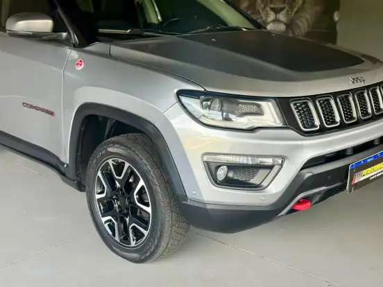 JEEP-COMPASS-2.0 16V DIESEL TRAILHAWK 4X4 AUTOMÁTICO JEEP-COMPASS-2019