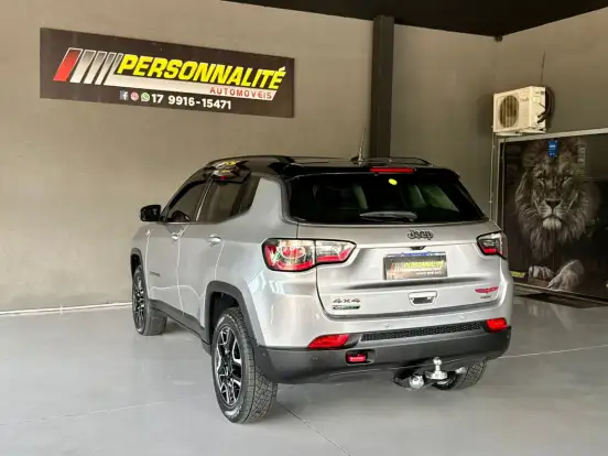 JEEP-COMPASS-2.0 16V DIESEL TRAILHAWK 4X4 AUTOMÁTICO JEEP-COMPASS-2019