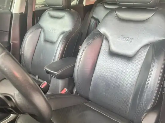 JEEP-COMPASS-2.0 16V FLEX LONGITUDE AUTOMÁTICO JEEP-COMPASS-2018