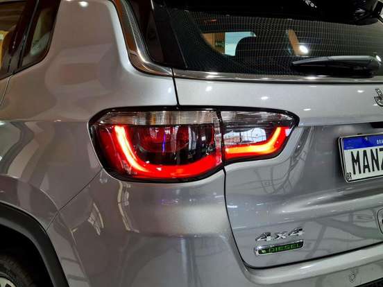JEEP-COMPASS-2020