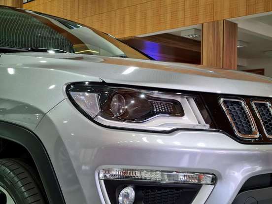 JEEP-COMPASS-2.0 16V DIESEL LIMITED 4X4 AUTOMÁTICO JEEP-COMPASS-2020