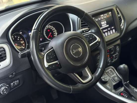 JEEP-COMPASS-2.0 16V DIESEL LONGITUDE 4X4 AUTOMÁTICO JEEP-COMPASS-2019