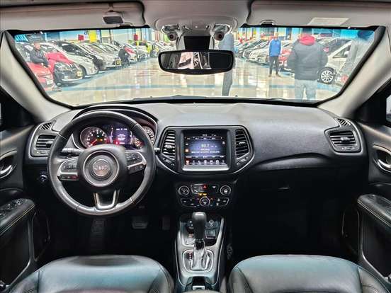JEEP-COMPASS-2.0 16V DIESEL LONGITUDE 4X4 AUTOMÁTICO JEEP-COMPASS-2017