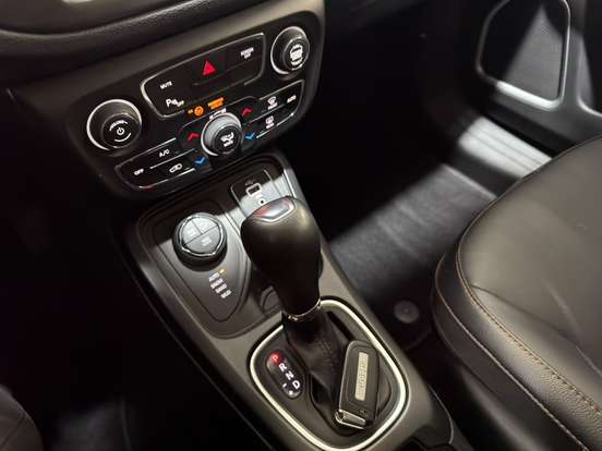 JEEP-COMPASS-2020
