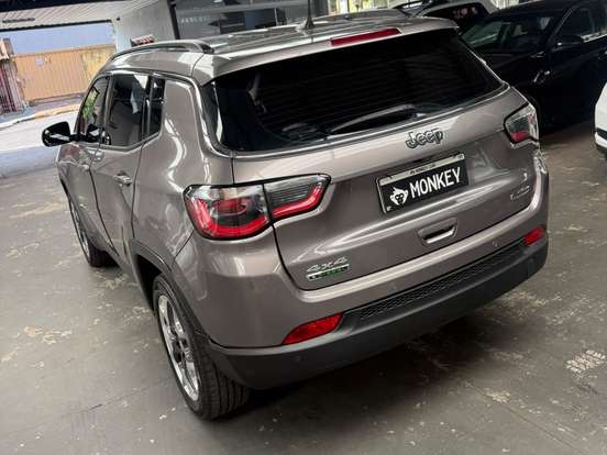 JEEP-COMPASS-2.0 16V DIESEL LONGITUDE 4X4 AUTOMÁTICO JEEP-COMPASS-2019