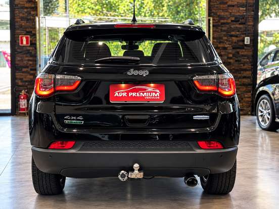 JEEP-COMPASS-2.0 16V DIESEL LONGITUDE 4X4 AUTOMÁTICO JEEP-COMPASS-2017