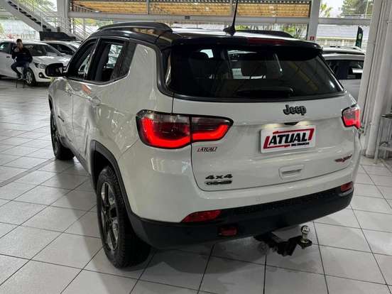 JEEP-COMPASS-2.0 16V DIESEL TRAILHAWK 4X4 AUTOMÁTICO JEEP-COMPASS-2018