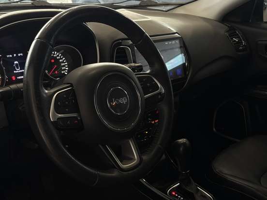 JEEP-COMPASS-2.0 16V FLEX LONGITUDE AUTOMÁTICO JEEP-COMPASS-2017