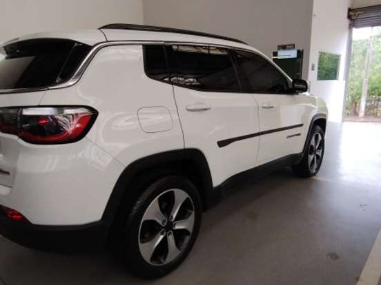 JEEP-COMPASS-2.0 16V FLEX LONGITUDE AUTOMÁTICO JEEP-COMPASS-2018