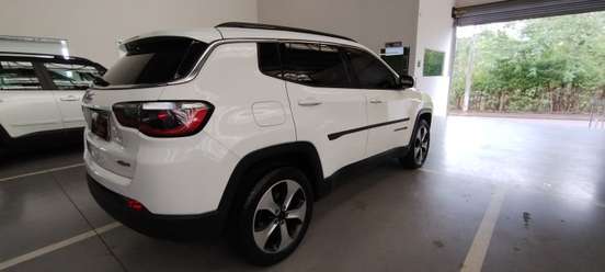 JEEP-COMPASS-2.0 16V FLEX LONGITUDE AUTOMÁTICO JEEP-COMPASS-2018