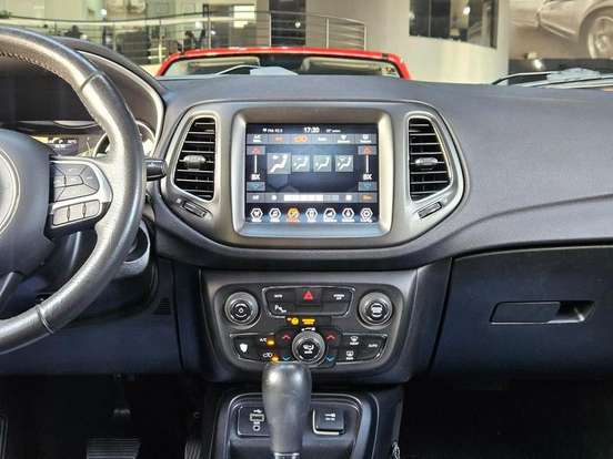JEEP-COMPASS-2.0 16V FLEX LONGITUDE AUTOMÁTICO JEEP-COMPASS-2017