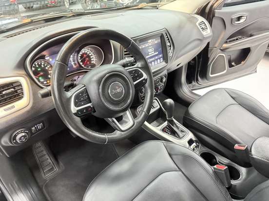 JEEP-COMPASS-2.0 16V FLEX LONGITUDE AUTOMÁTICO JEEP-COMPASS-2019